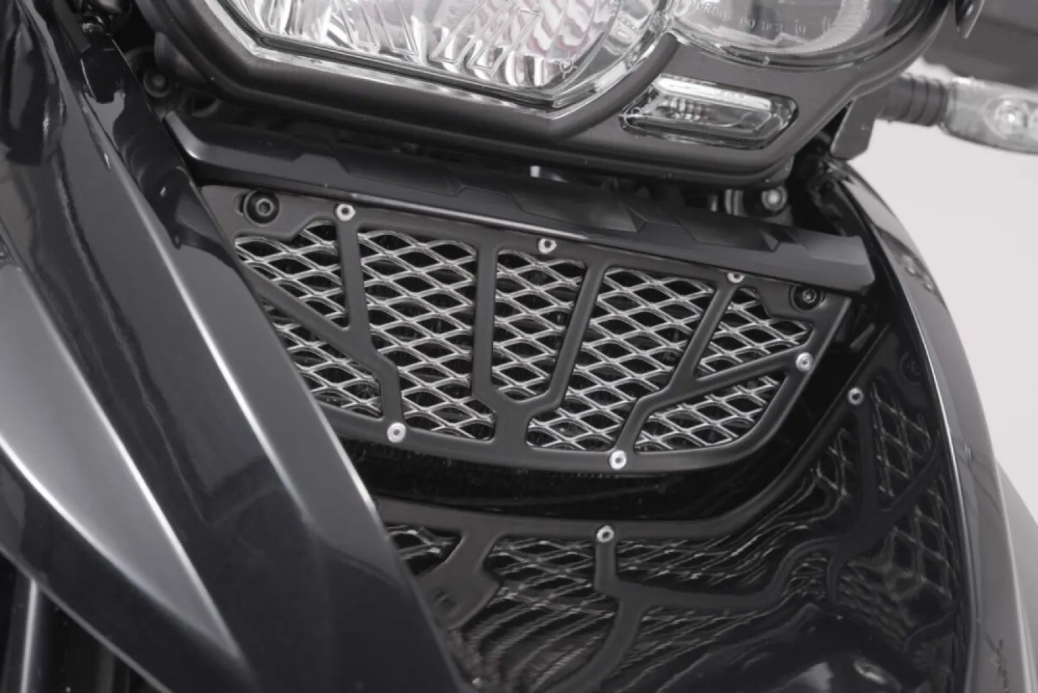 SW-MOTECH - OIL COOLER GUARD - 19040297