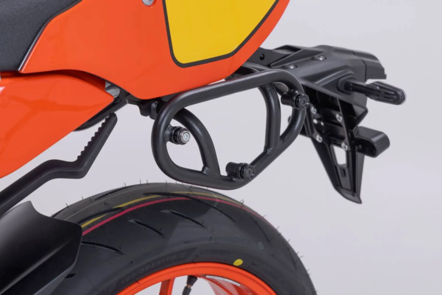 SW-MOTECH - SIDE CARRIER SLC RIGHT XSR900/ - 35012195