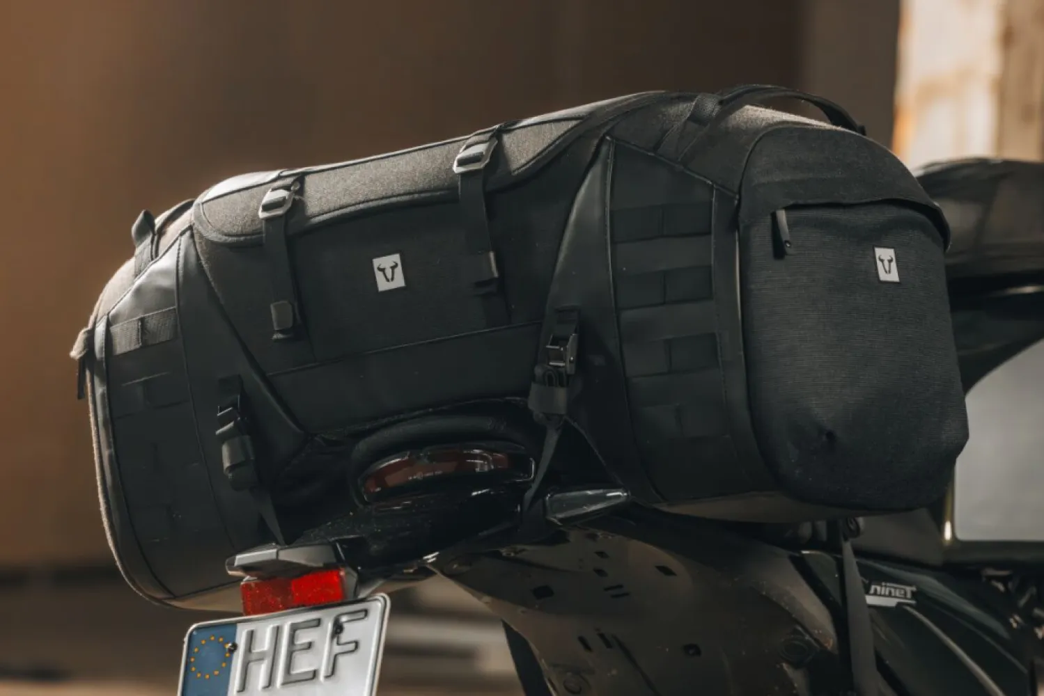 SW-MOTECH - TAILBAG LEGEND LR5 - 35160440