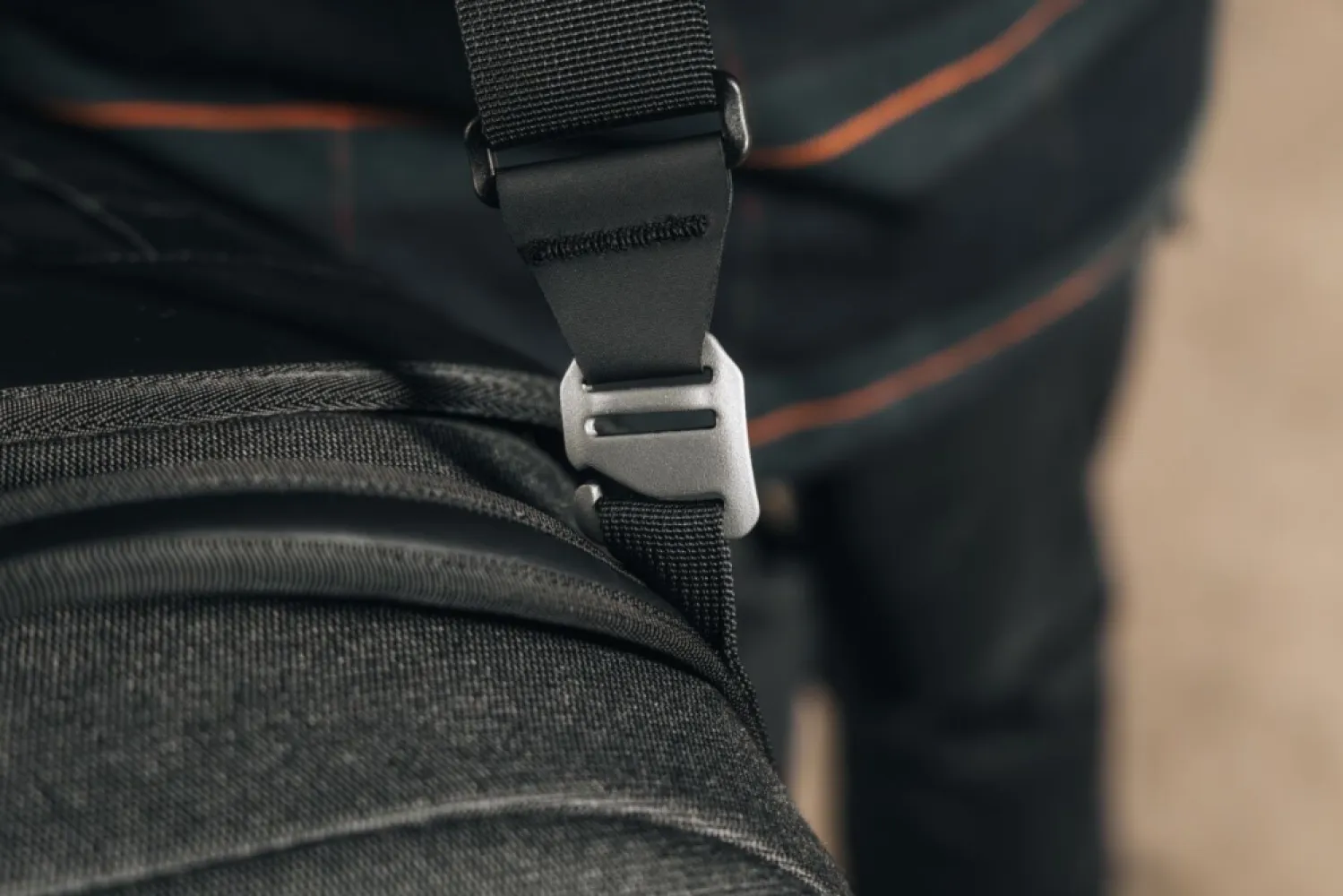 SW-MOTECH - SHOULDER STRAP LEGEND LA12 - 39200535