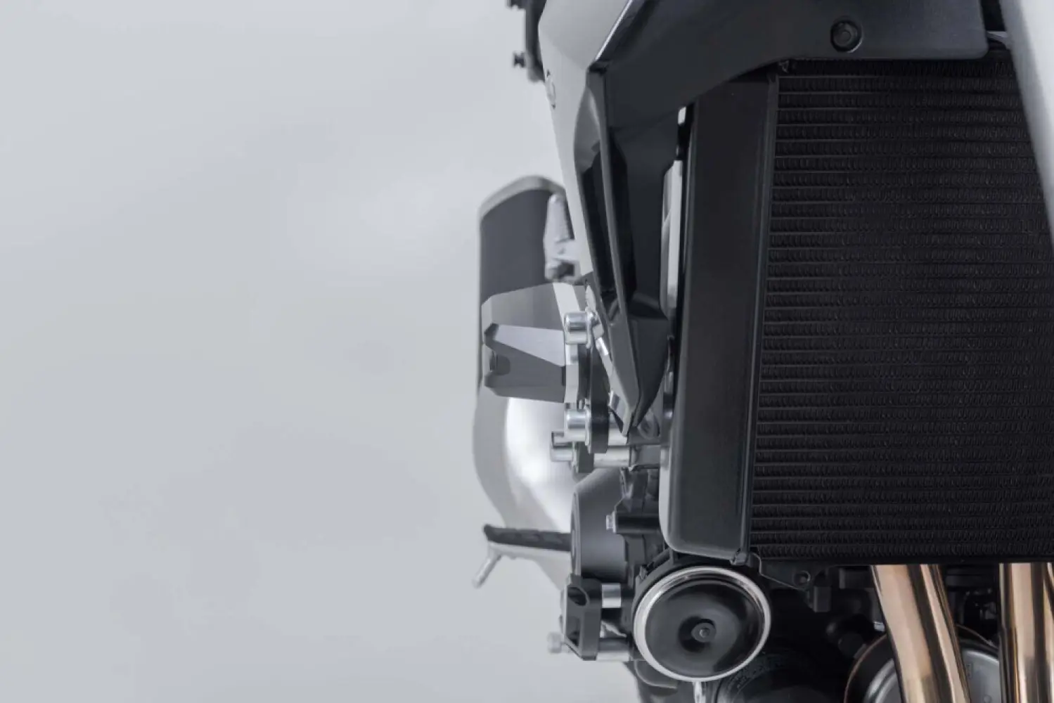 SW-MOTECH - FRAME SLIDER SET CB1000 HORNET - 05052564