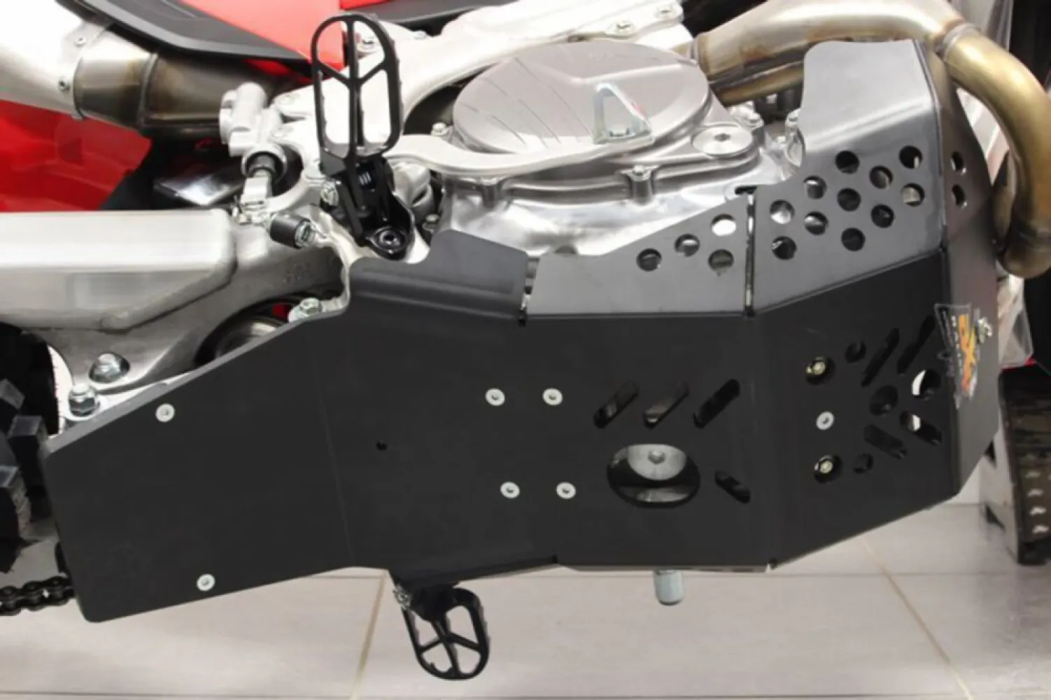 AXP RACING - XTREM SKID PLATE CRF450R 21- B - 05062062