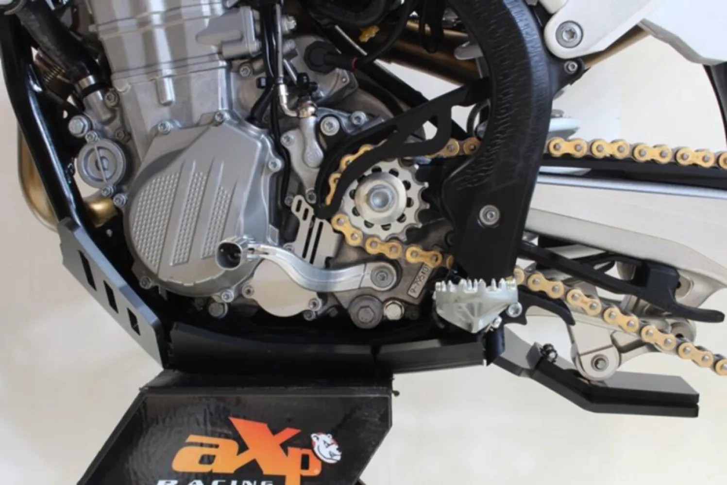 AXP RACING - XTREM SKID PLATE MCF450 21-23  - 05062063