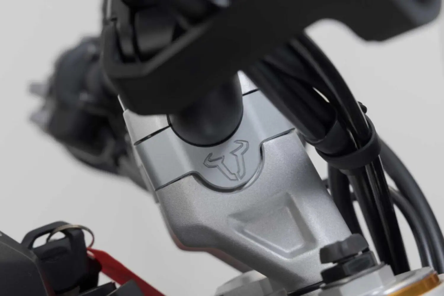 SW-MOTECH - BAR RISER - 06021557