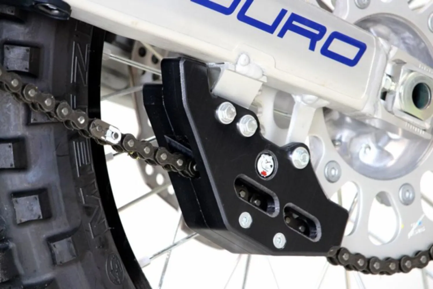 AXP RACING - CHAIN GUIDE HONDA BK - 12311683