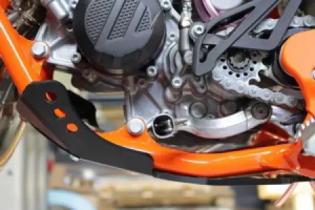 AXP RACING - SKID PLATE 6MM SX/TC/MC85 BK - 05061991