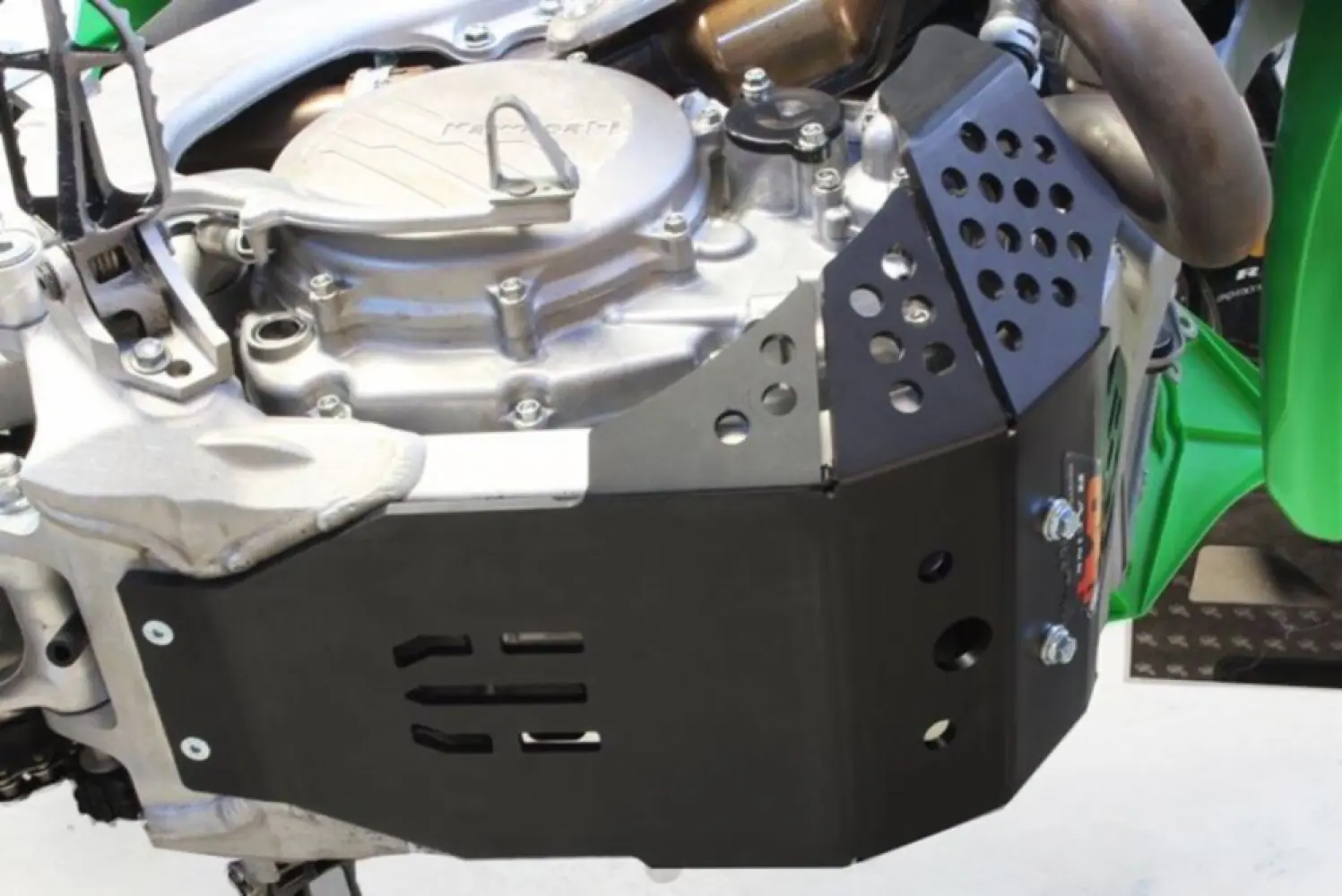 AXP RACING - SKID PLATE 6MM KX450 19-23 BK - 05061996