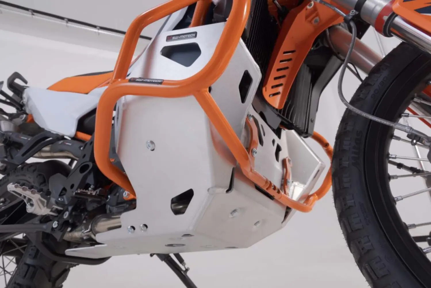 SW-MOTECH - ENGINE GUARD - 05062370