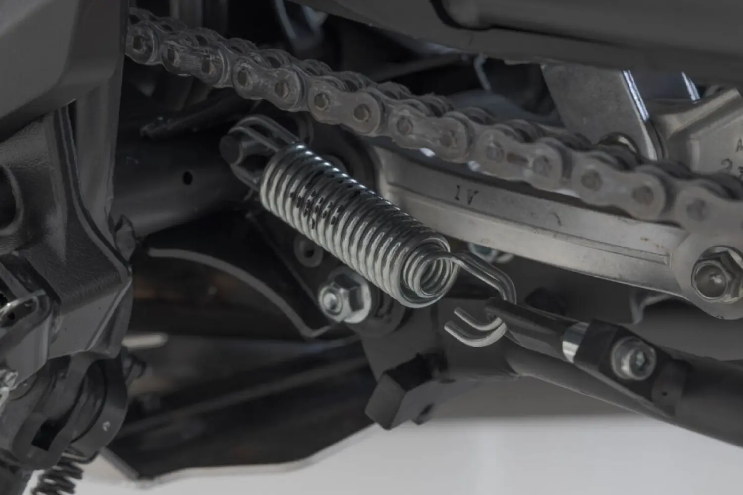 SW-MOTECH - CENTER STAND TRANSALP - 05100655