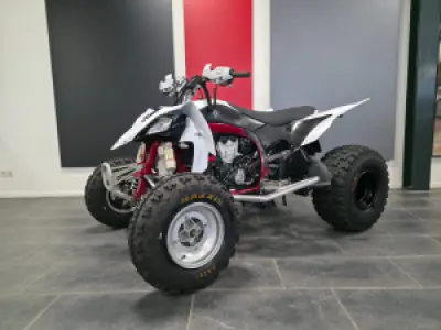 Yamaha YFZ450R met kenteken