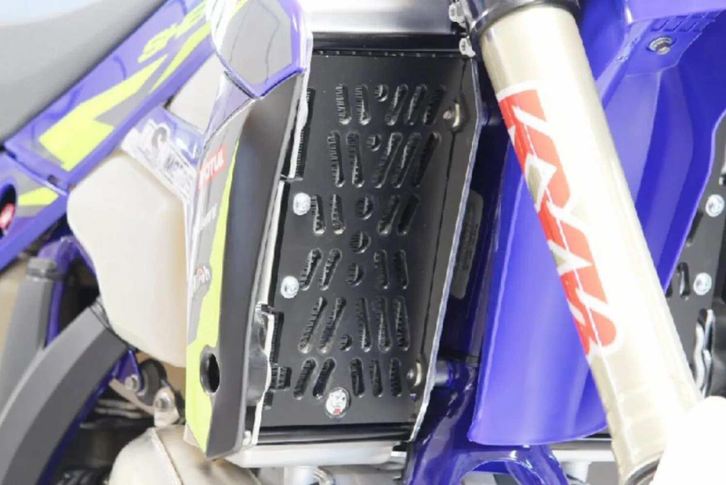 AXP RACING - XTREM RADIATOR GUARDS SHERCO 2 - 19010930
