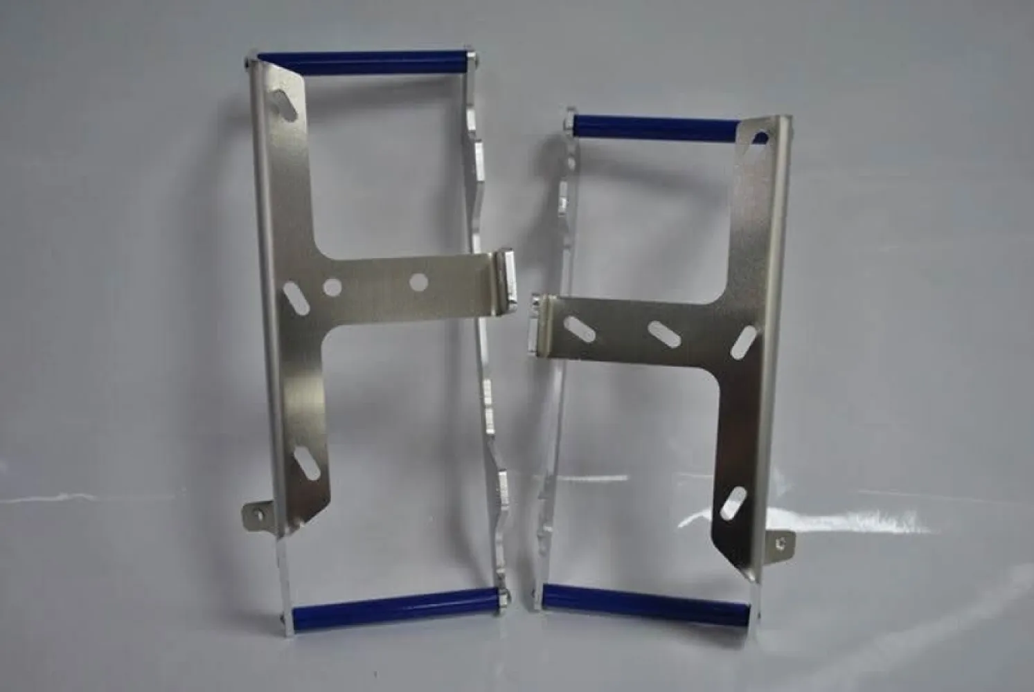 AXP RACING - RADIATOR BRACE YZ125 BL - 19010946