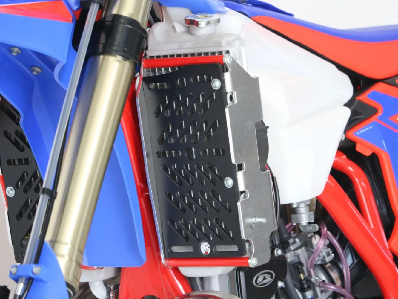AXP RACING - XTREM RADIATOR GUARDS BETA - 19010954